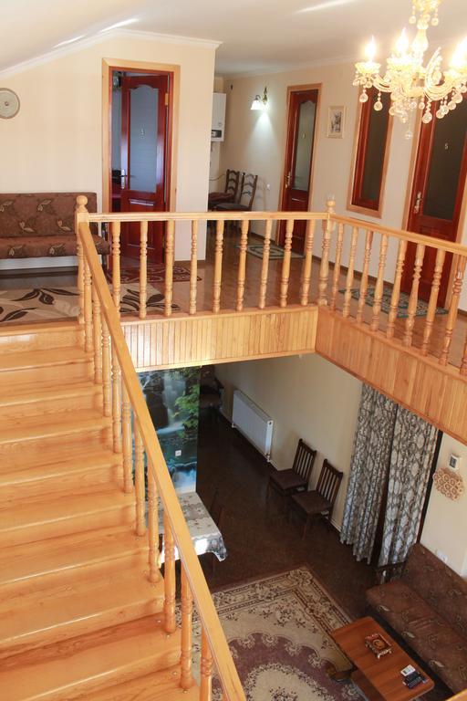 Nona Guest House Silda Kültér fotó