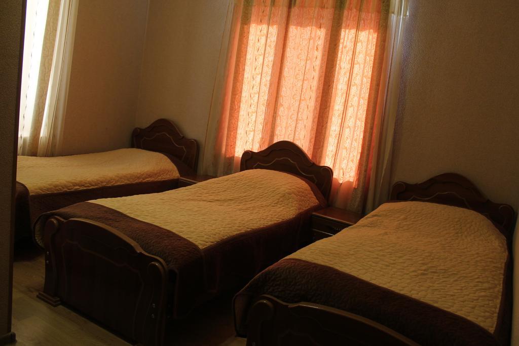 Nona Guest House Silda Kültér fotó